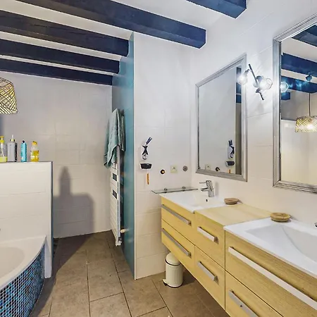 Semesterbostad Belle Maison Vue Montagnes