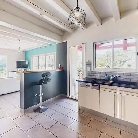 Belle Maison Vue Montagnes Hébergement de vacances