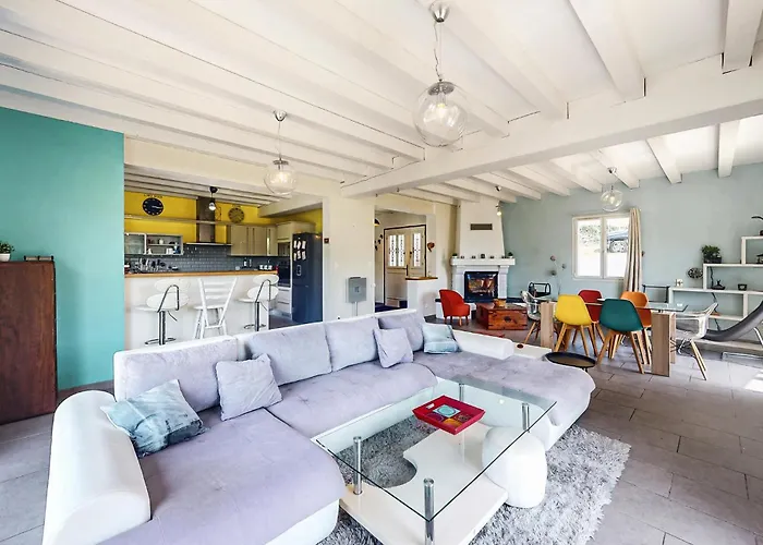 Belle Maison Vue Montagnes بيداري