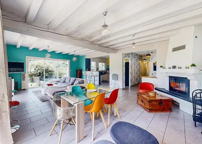 Belle Maison Vue Montagnes بيت للعطل